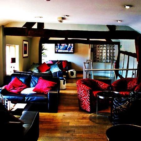 Hotel Cheshire Cat Nantwich Esterno foto