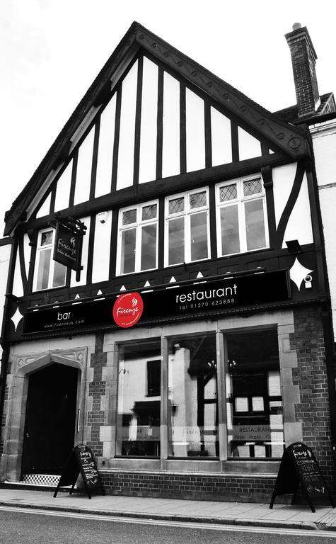 Hotel Cheshire Cat Nantwich Esterno foto